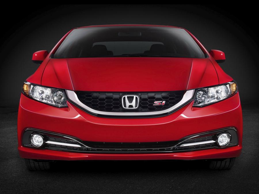  Honda Civic Si Sedan 2013 года  (US) (фото 1 из 6)
